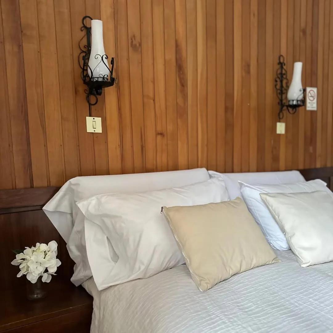 Hosteria Cerro Nevado San Martín de los Andes Eksteriør bilde